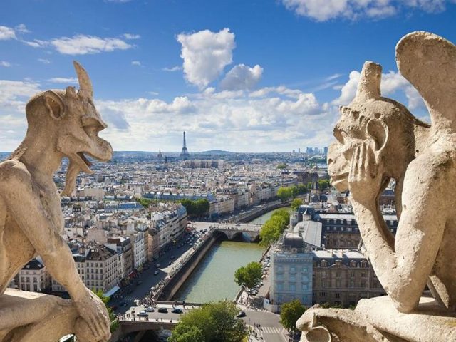 İzmir Hareketli Paris Rüyası