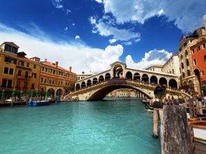 7dbdf6f7-7c40-4f90-938d-9a03b433db17