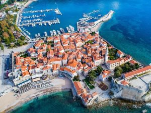 e8024c2d-ee71-4dfa-82aa-35021fcaa979