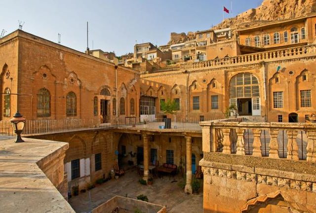 1 Mayıs Özel Uçaklı Kuzey Mezopotamya Gap Turu (4 Gece Otel Konaklamalı)