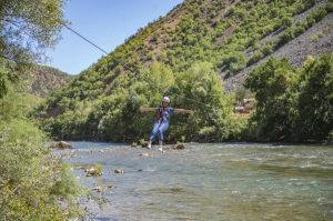 munzur-cayi-uzerine-kurulan-zipline-adrenalin-14377184_amp-f