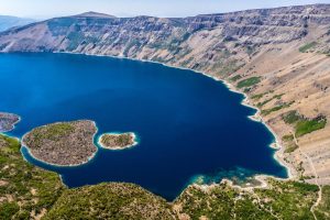nemrut_dagi_krater_golu-f