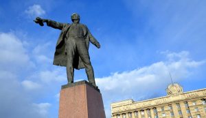 ssc_tur_lenin_heykeli-f